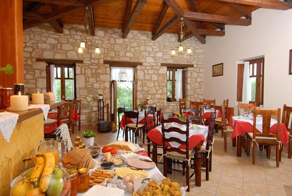 Anatoli Labreon Hotel Agia Marina  ภายนอก รูปภาพ