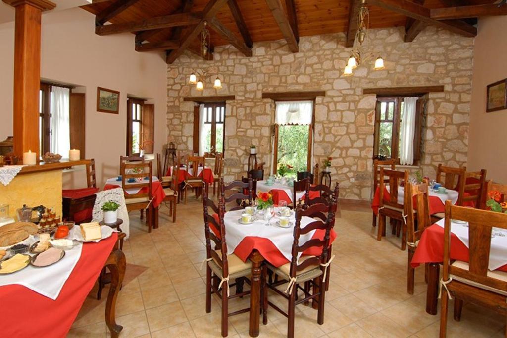 Anatoli Labreon Hotel Agia Marina  ภายนอก รูปภาพ