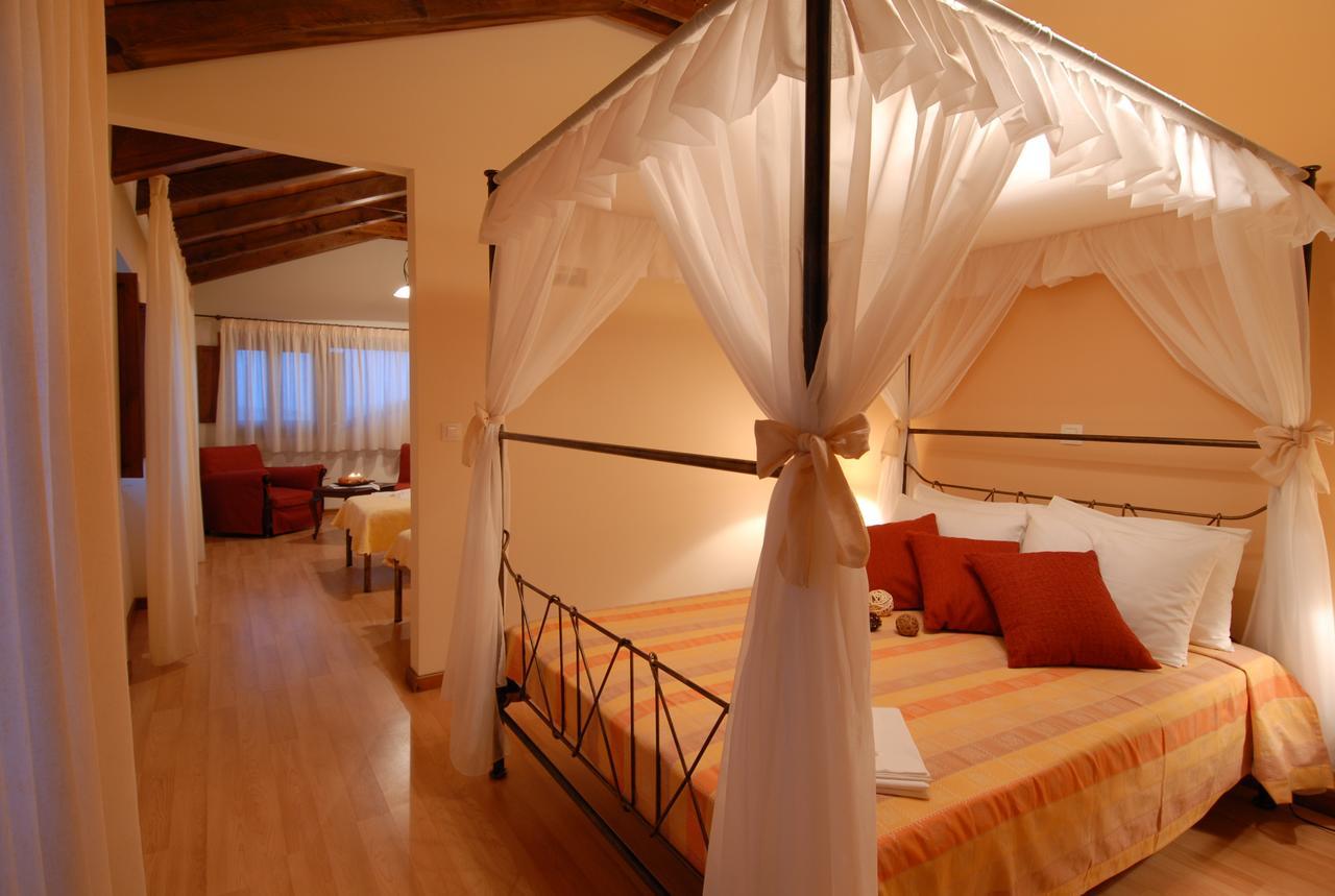 Anatoli Labreon Hotel Agia Marina  ภายนอก รูปภาพ