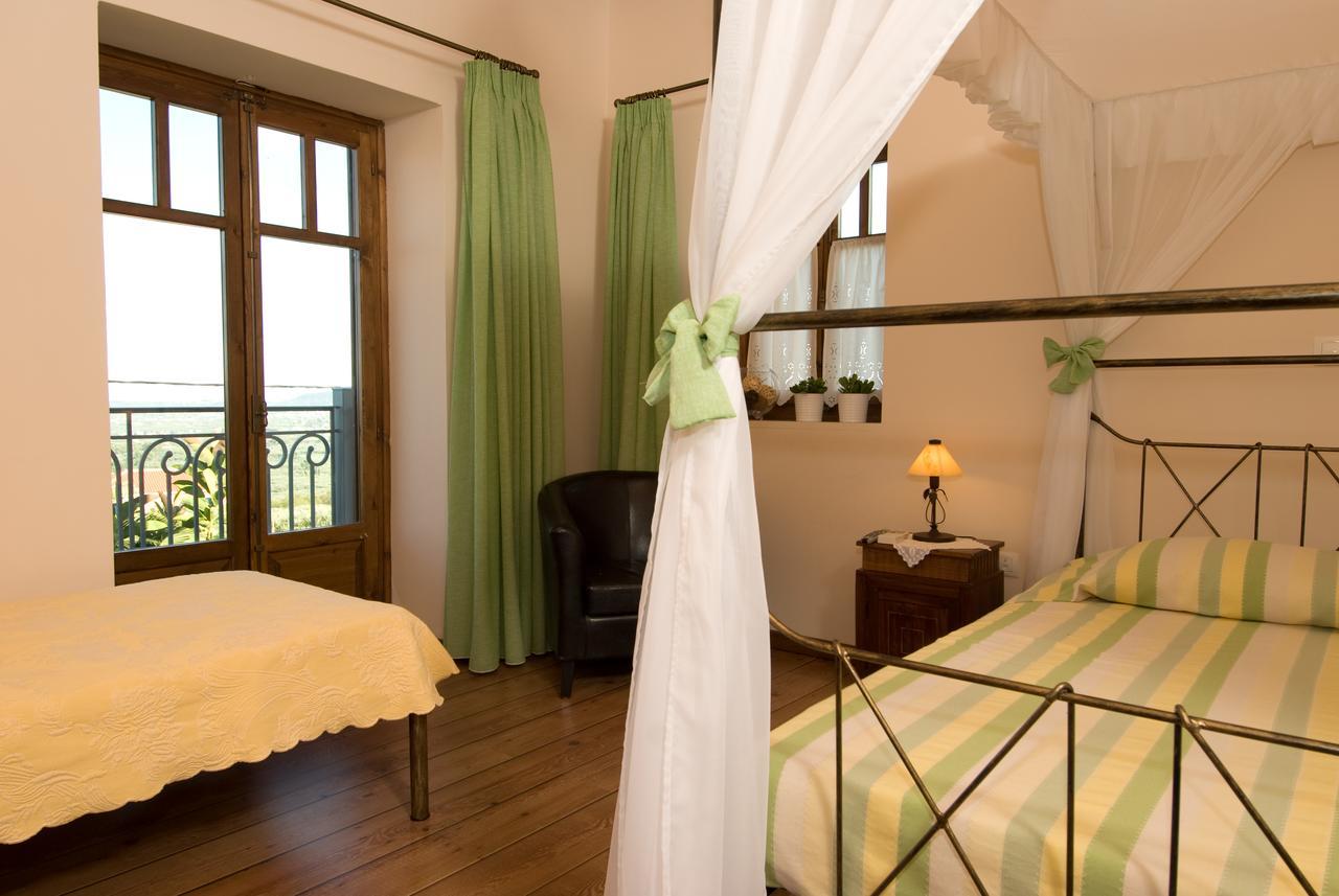 Anatoli Labreon Hotel Agia Marina  ภายนอก รูปภาพ