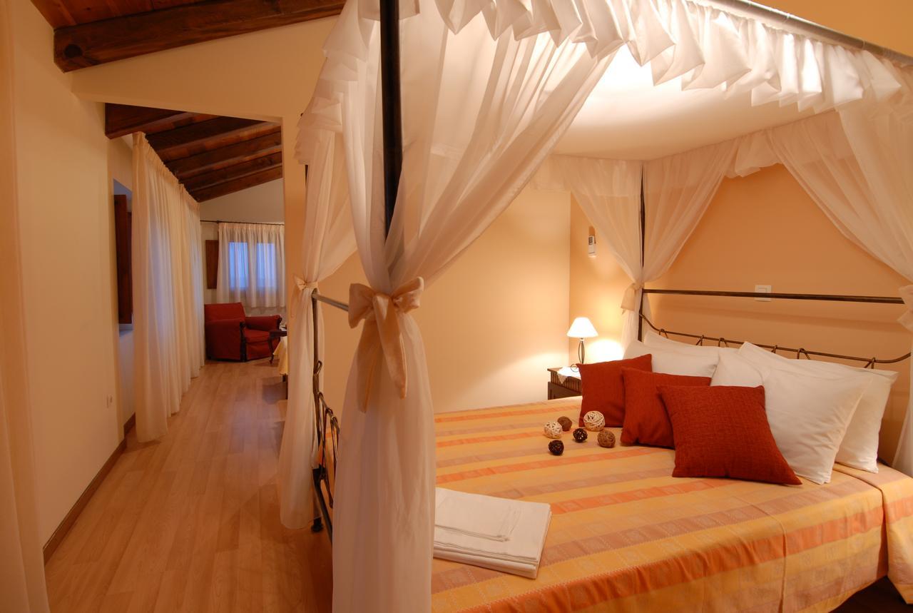 Anatoli Labreon Hotel Agia Marina  ภายนอก รูปภาพ
